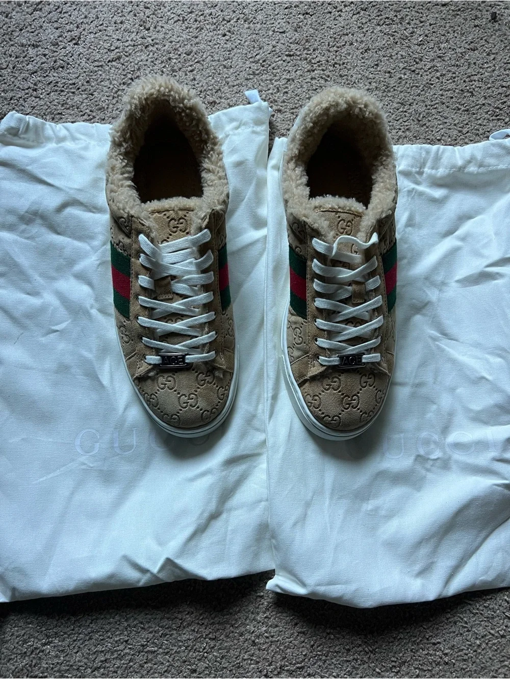 Gucci Tan GG Supreme Sneakers with Green-Red Web Stripe - Picture 3 of 16